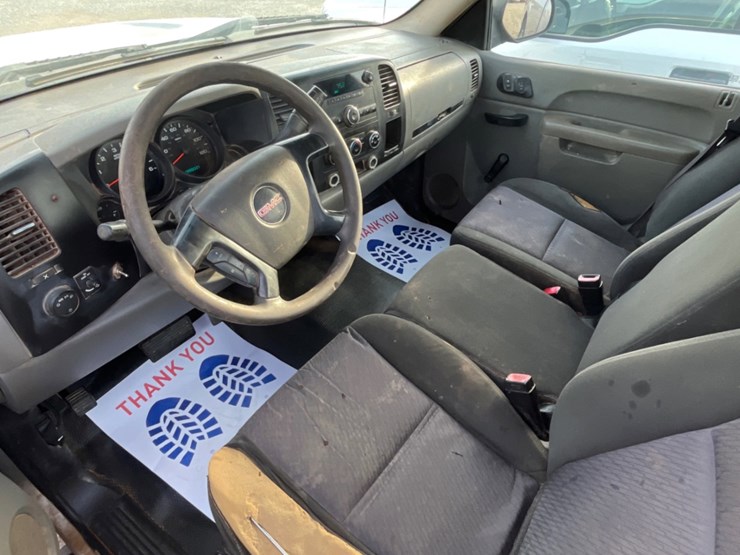 2010-gmc-sierra-1500-image-11