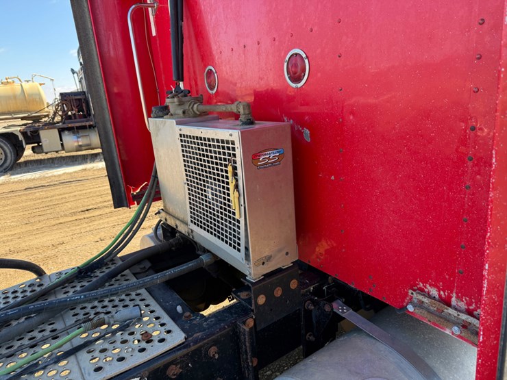 2007-kenworth-w900-image-3