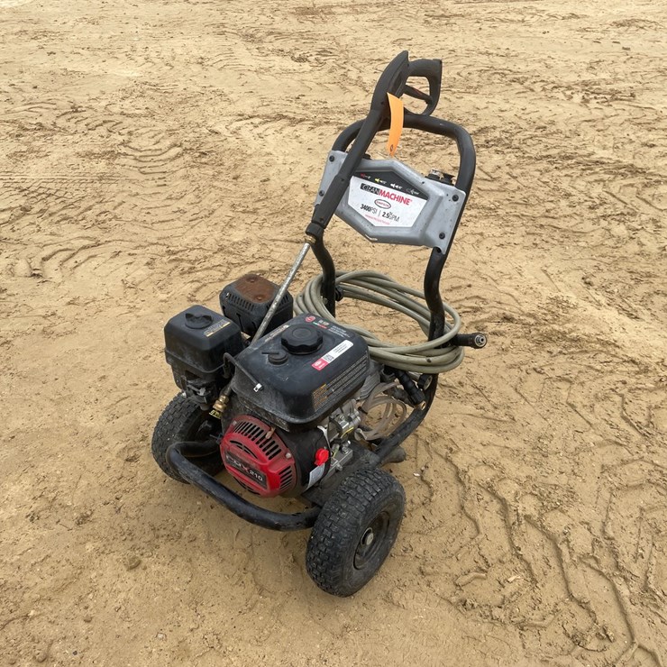 #3921 • Clean Machine 3,400 PSI pressure Washer