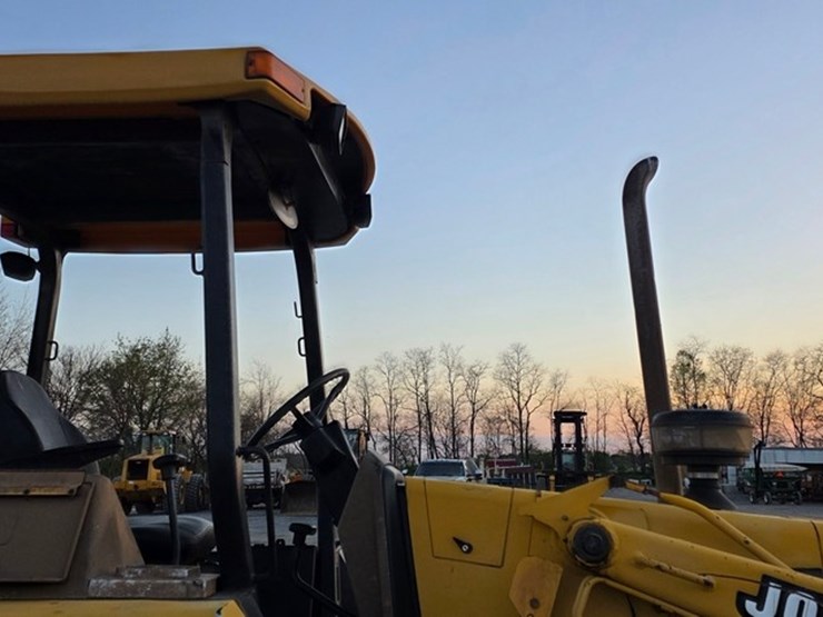 1995-john-deere-310d-image-39