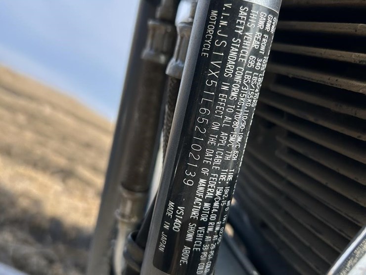 2005-suzuki-boulevard-s83-image-9