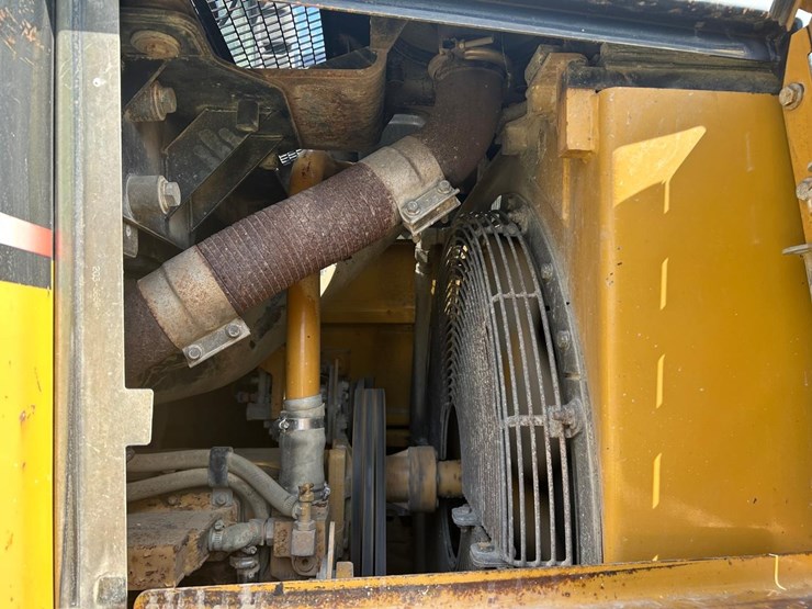 caterpillar-963c-image-20