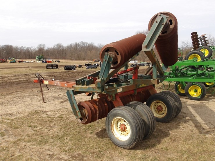 #5786-•-brillion-24’-cultipacker-\ufffd-model-x-108-image-8