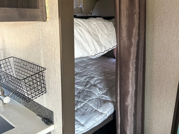 #200-•-2019-cruiser-aire-30bh-fifth-wheel-trailer-(prairie-farm)-(wi-title-in-delay)-image-40