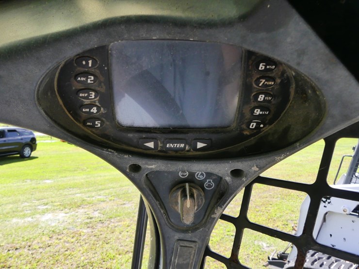 2000-bobcat-t650-image-15