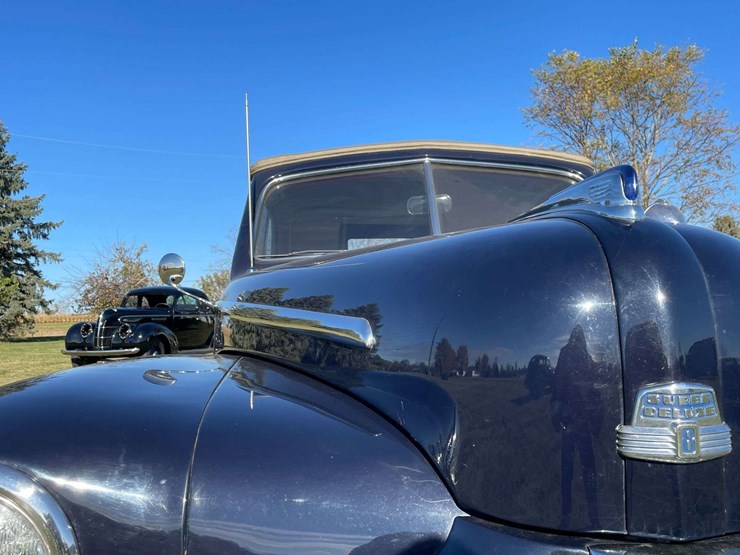 1948-ford-super-deluxe-convertible-image-15