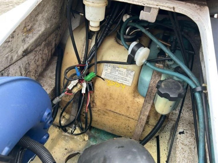 inoperable-1998-yamaha-wave-runner-gp760-pwc-yama2-image-22