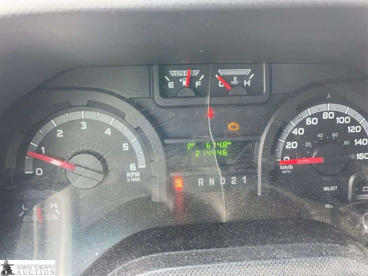 2012-ford-cargo-image-12