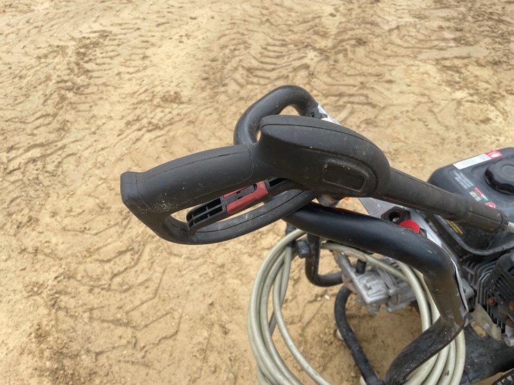 #3921-•-clean-machine-3,400-psi-pressure-washer-image-15