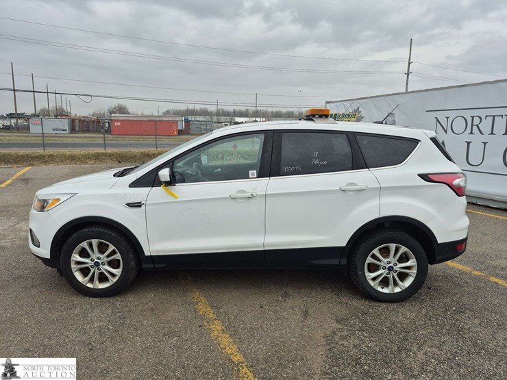2017-ford-escape-image-8