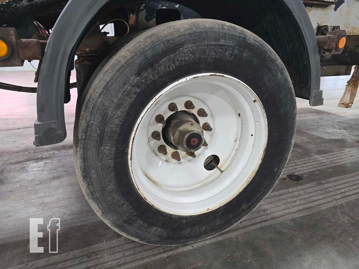 2002-environmental-service-products-46-ft-tandem-axle-image-20