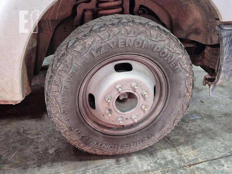 2012-ford-f350-sd-image-30