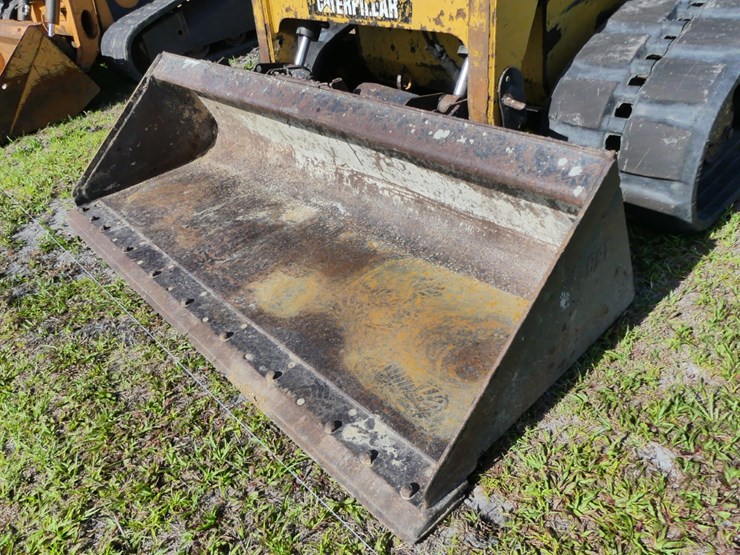 caterpillar-299c-image-9