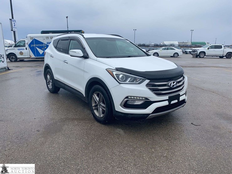 2017-hyundai-santa-fe-image-3