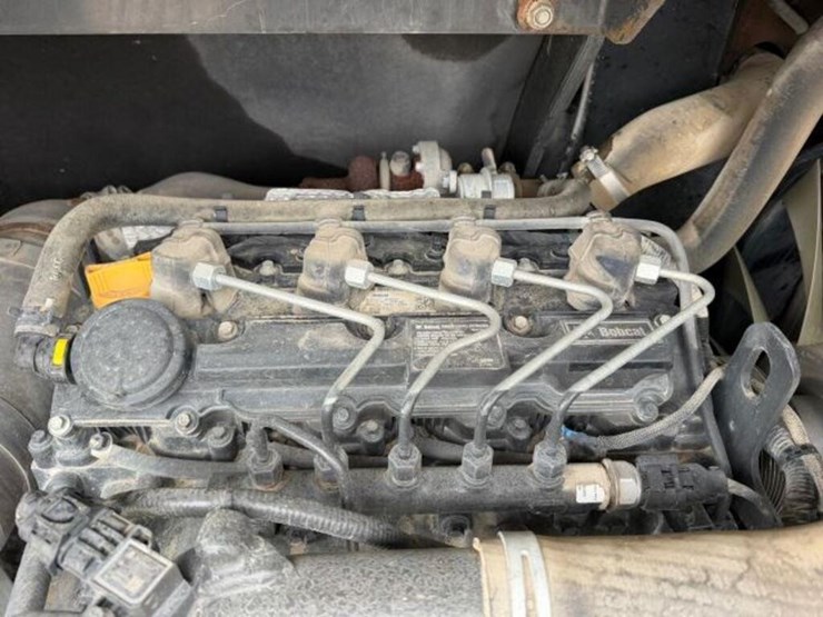 2019-bobcat-e85-image-22