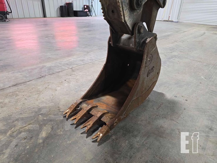 2013-deere-310k-image-14