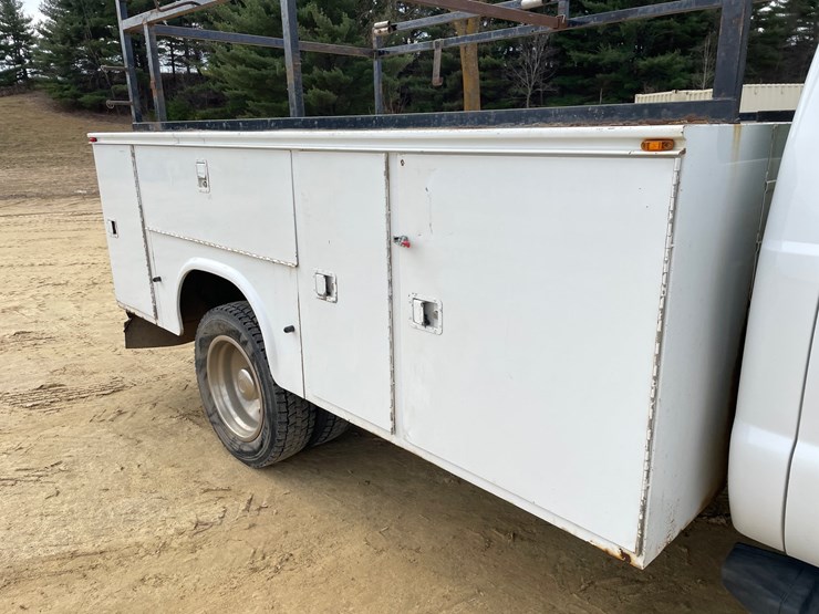 2008-ford-f550-image-17