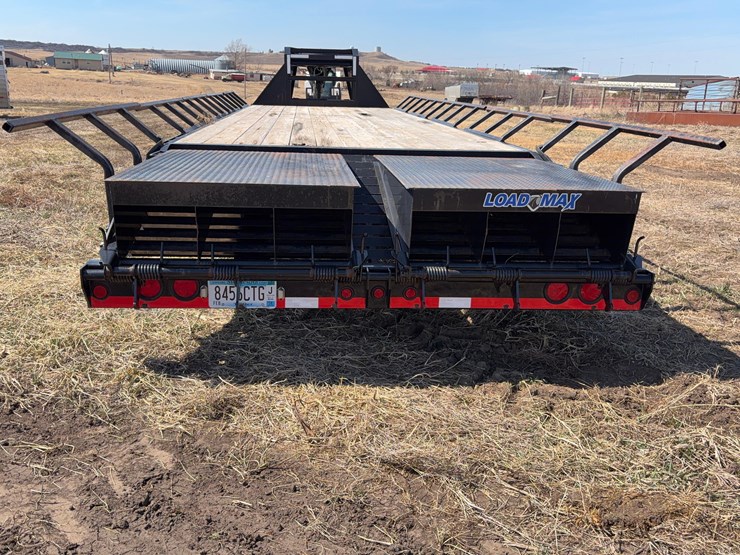 2017-load-rite-flatbed-trailer-image-4