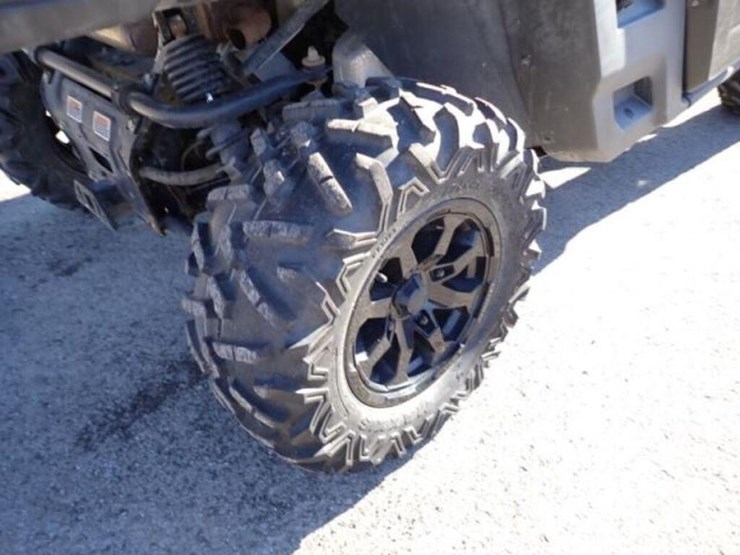 2021-can-am-defender-limited-hd10-4x4-side-by-side-image-47