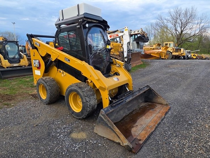 2022-caterpillar-272d3-image-1