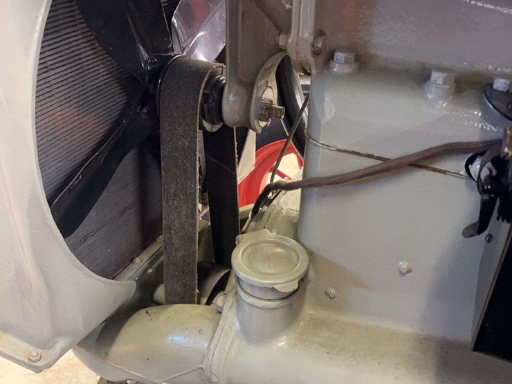 1927-fordson-with-continental-corn-picker-image-88