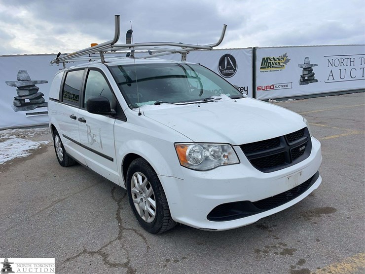 2015-ram-c/v-image-3