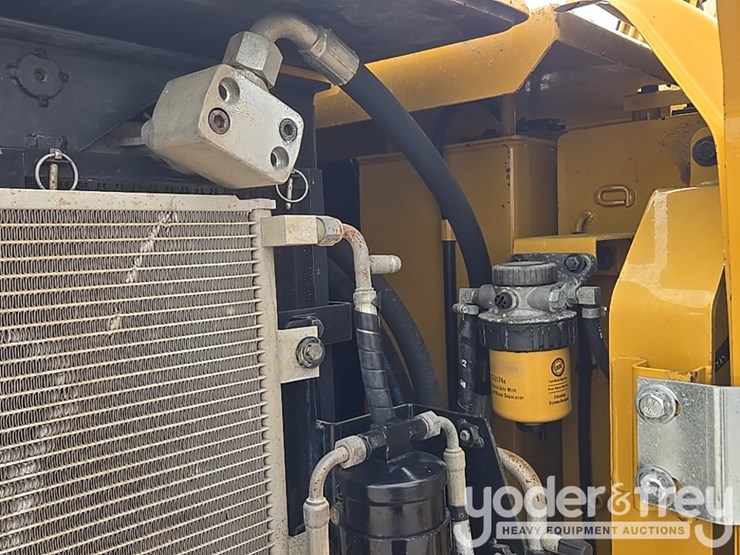 2018-caterpillar-305.5-image-82