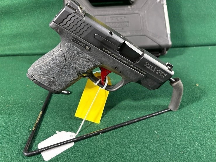 smith-&-wesson-9-shield-9mm-pistol-image-2