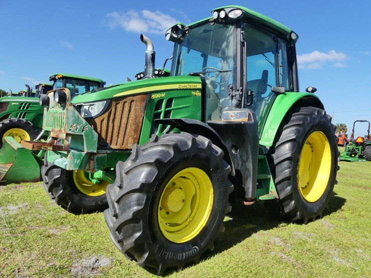 2020-john-deere-6120m-image-1