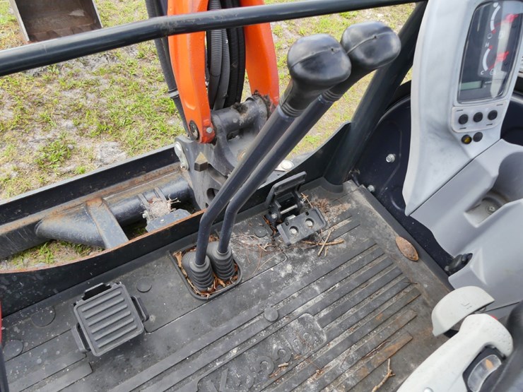 kubota-u27-4-image-14