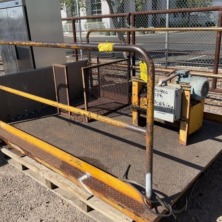 ECOA HLD-050-608 5,000LBS CAPACITY LOADING DOCK