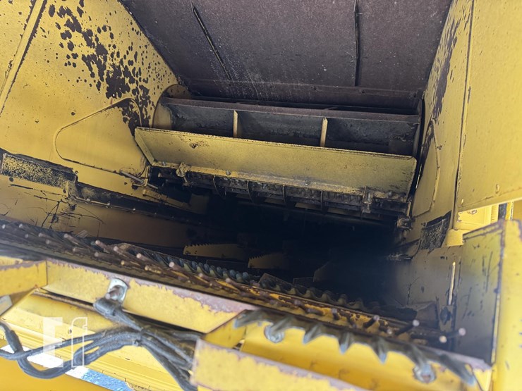 1987-new-holland-tr86-image-15