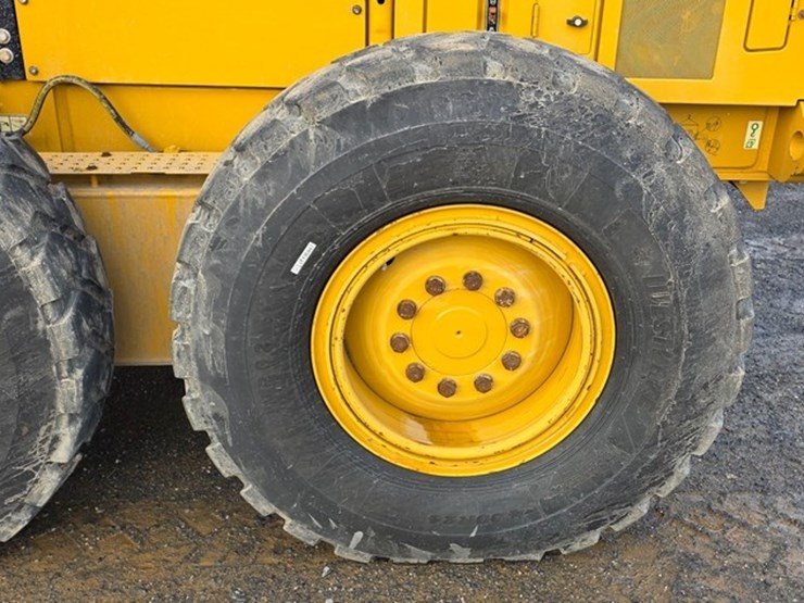 2020-caterpillar-140-image-20