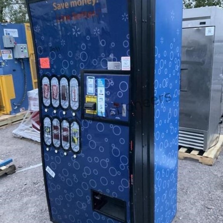REFRIGERATED BEVERAGE VENDING MACHINE