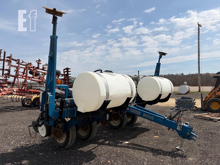 2008-kinze-3000-image-4