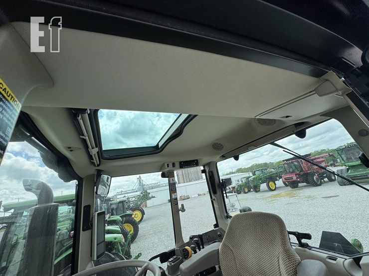 2024-john-deere-6155m-image-16