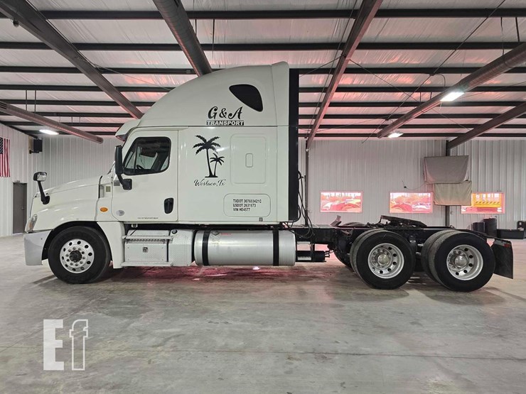 2016-freightliner-cascadia-125-image-5