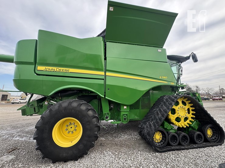 2020-john-deere-s780-image-45