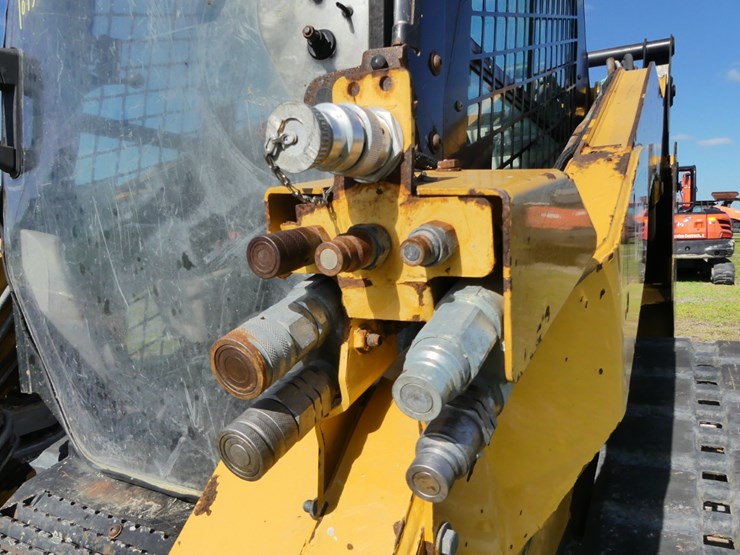 caterpillar-299c-image-10