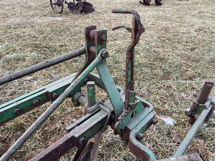 john-deere-four-bottom-plow-image-35