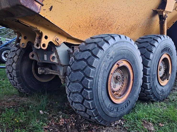 2005-komatsu-hm300-1-image-19