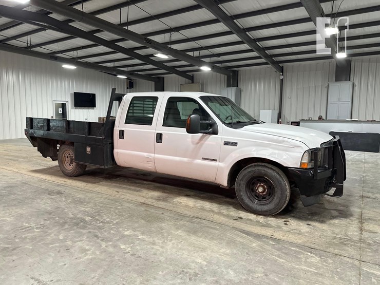 2003-ford-f350-sd-xlt-image-2