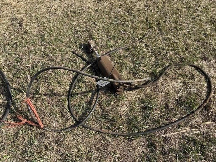 hydraulic-cylinder-image-2