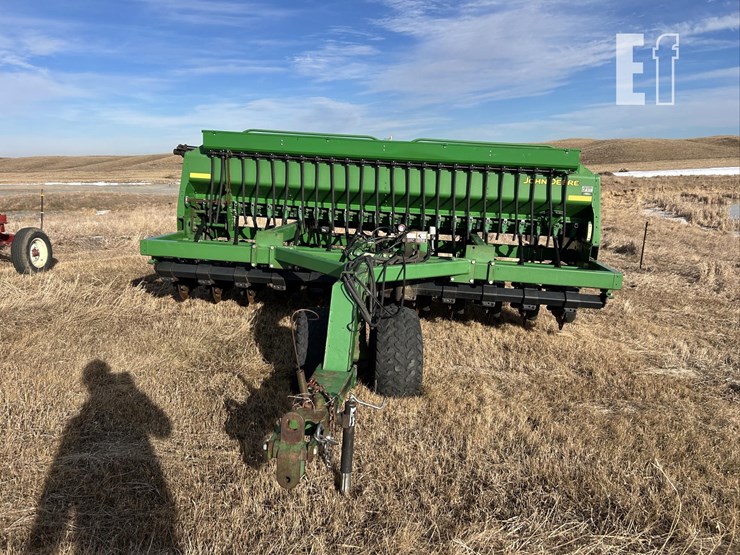 2004-john-deere-1590-image-9