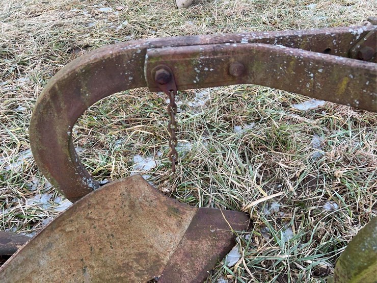 ferguson-12-oa-28-two-bottom-plow-image-15