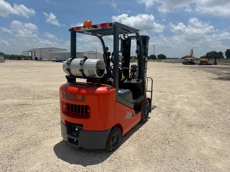 heli-5k-forklift-image-5