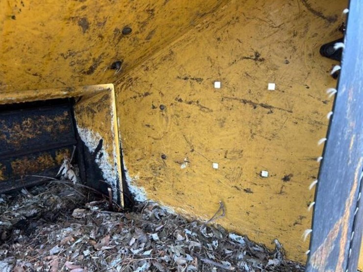 2016-vermeer-bc1000xl-image-35