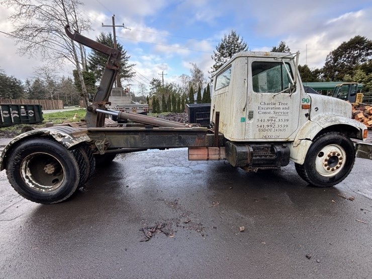 1991-international-4700-image-6