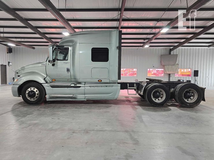 2012-international-prostar-image-5