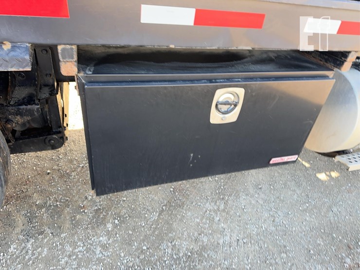 2002-kenworth-t800-image-25